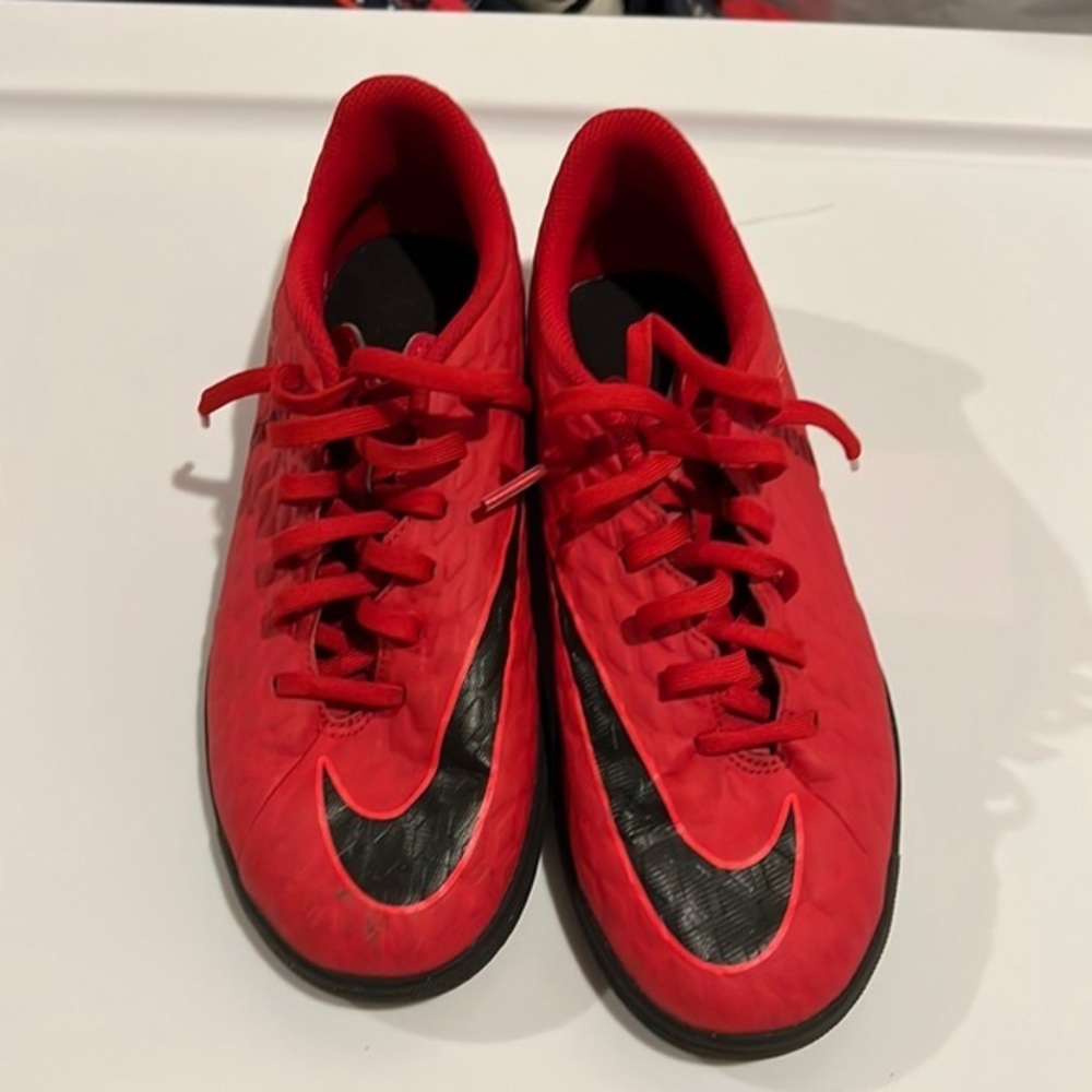 COPY - Nike JR Hypervenomx Phelon III IC Shoe Color University Red Black Youth …
